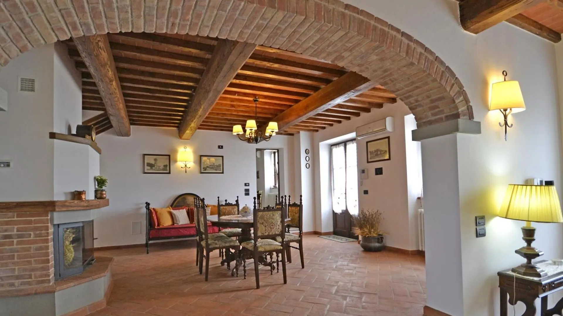 Villa Anita Cortona 0*,